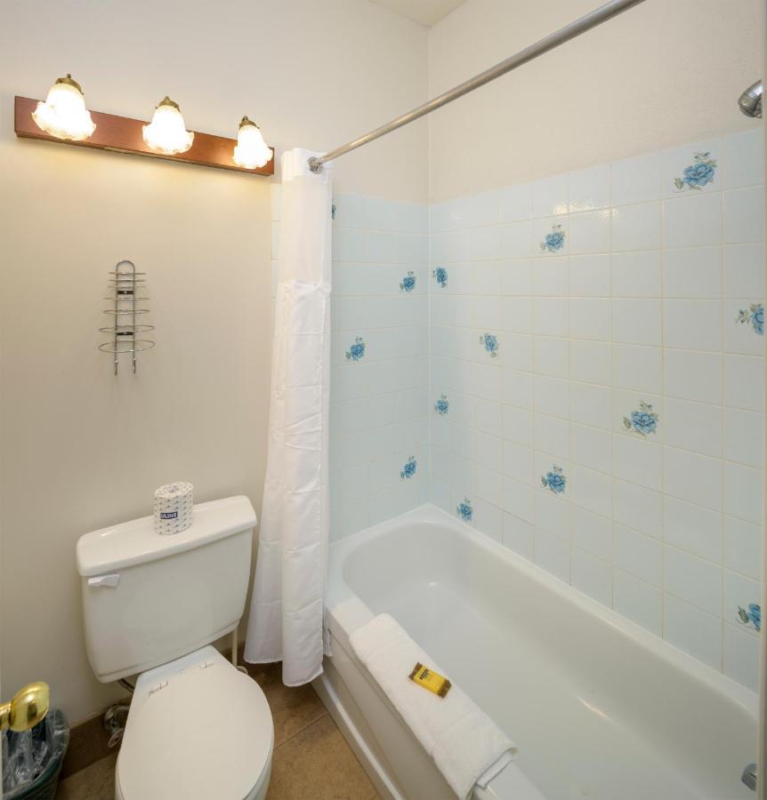 Standard Two-Bedroom Suite,1371564473:JPEG